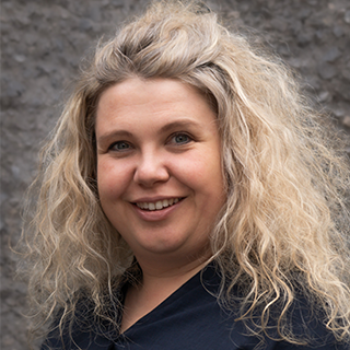 Frau Mag. Kathrin Gietl